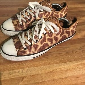 Men’s converse sneakers